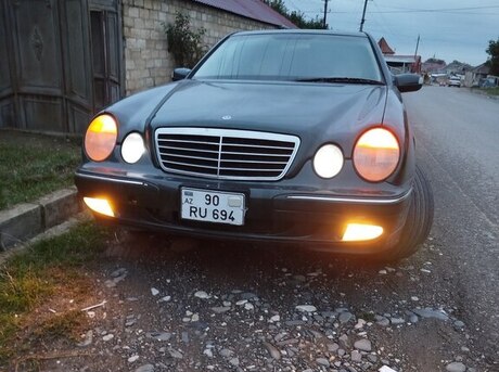 Mercedes E 320 2000