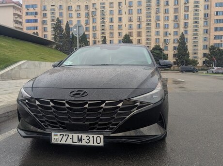 Hyundai Elantra 2021