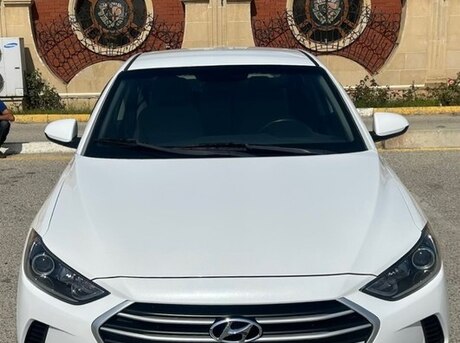 Hyundai Elantra 2017