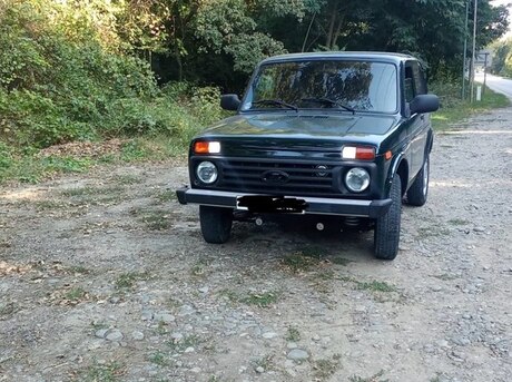 LADA (VAZ) Niva 2015
