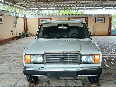 LADA (VAZ) 2107 2010
