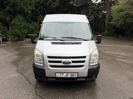Ford Transit 2011