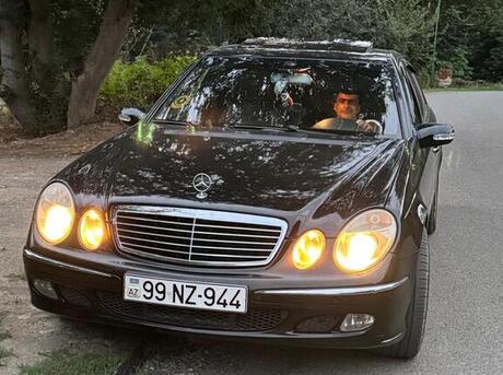 Mercedes E 240 2005