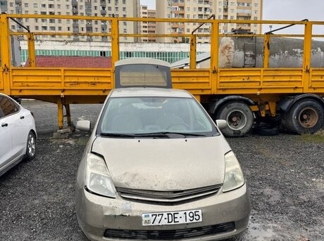 Toyota Prius 2005