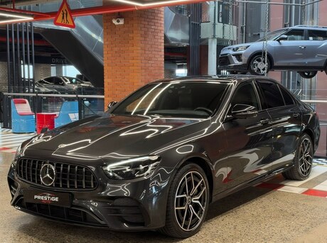 Mercedes E 300 e 2021