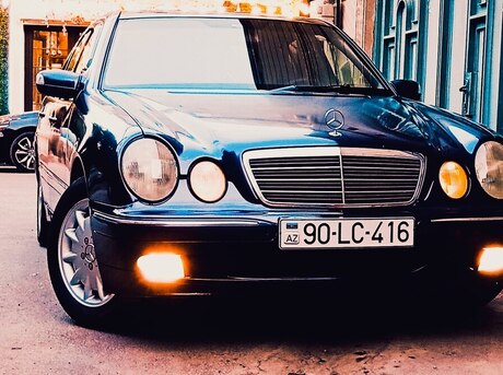 Mercedes E 220 1999