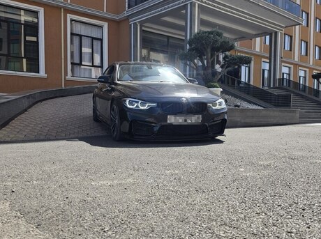 BMW 328 2015
