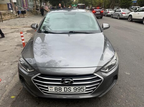 Hyundai Elantra 2017