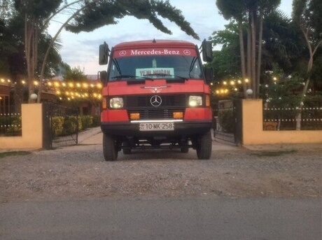 Mercedes 208 D 1992