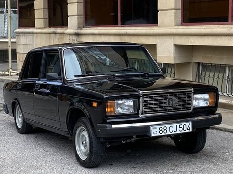 LADA (VAZ) 2107 2010