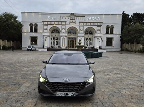 Hyundai Elantra 2021