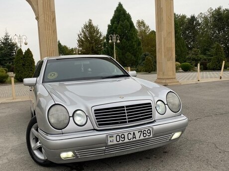 Mercedes E 240 1998