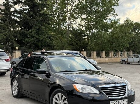 Chrysler 200 2012