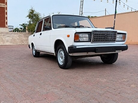 LADA (VAZ) 2107 2010