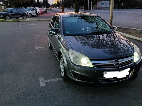 Opel Astra 2009
