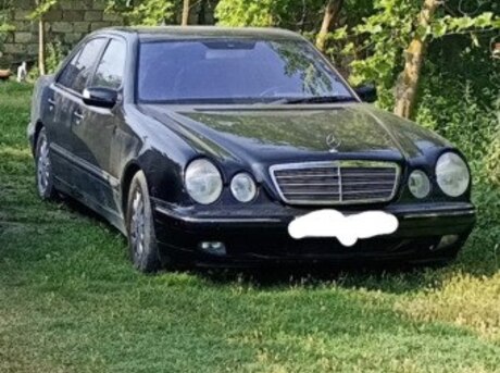 Mercedes E 270 2001