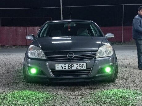 Opel Astra 2009