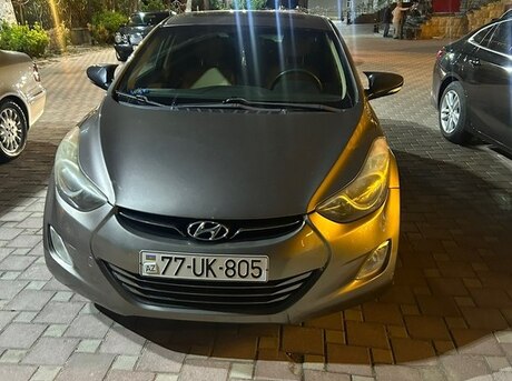 Hyundai Elantra 2011