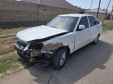 LADA (VAZ) Priora 2012