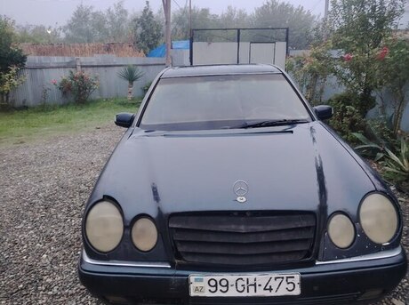 Mercedes E 220 1998