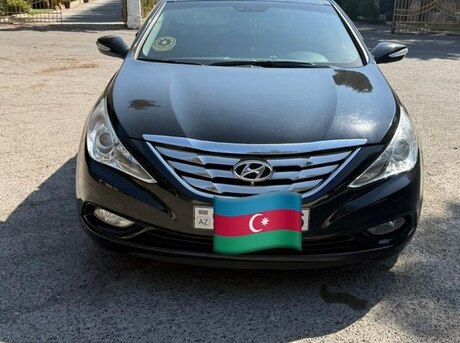 Hyundai Sonata 2011