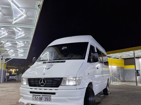 Mercedes 208 D 1999