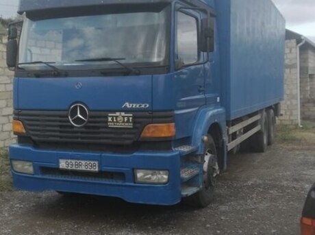 Mercedes Atego 1823 2000