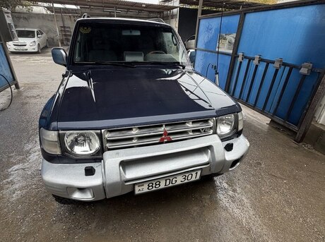 Mitsubishi Pajero 1998