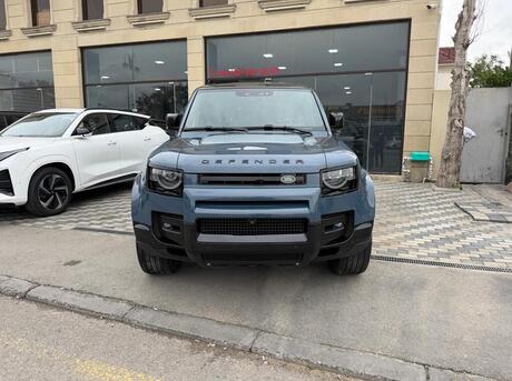 Land Rover Defender 2025
