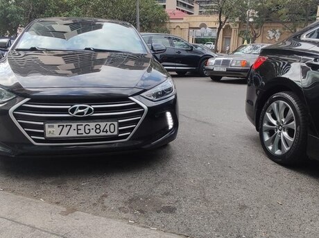 Hyundai Elantra 2018