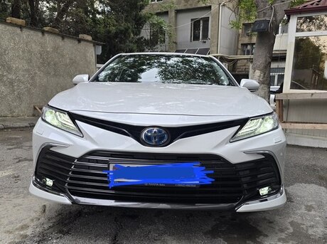 Toyota Camry 2023