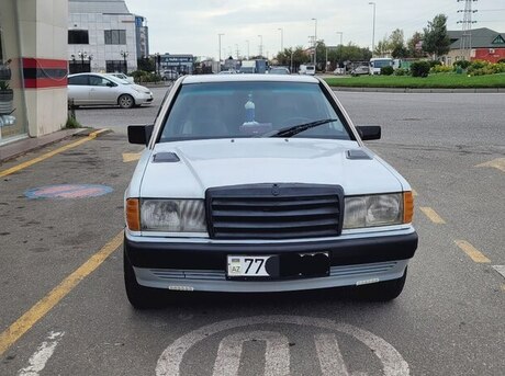 Mercedes 190 1990