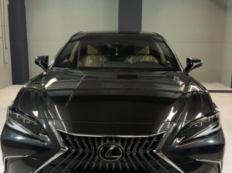 Lexus ES 300h 2022