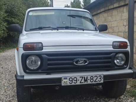LADA (VAZ) Niva 2015