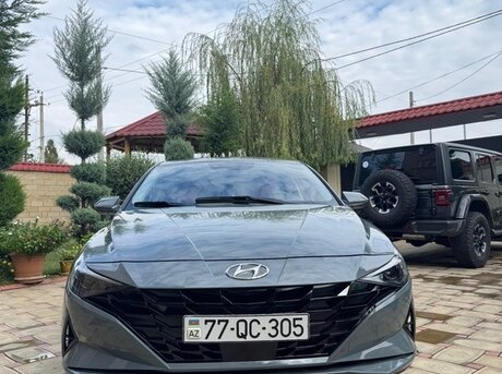 Hyundai Elantra 2021