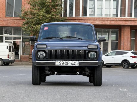 LADA (VAZ) Niva 2015