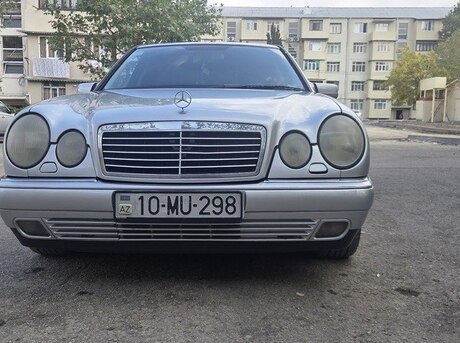 Mercedes E 240 1999