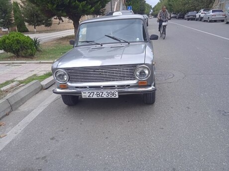 LADA (VAZ) 21013 1984