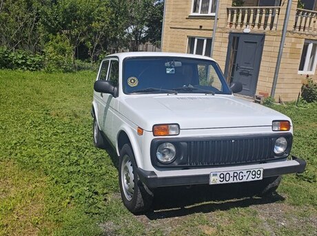 LADA (VAZ) Niva 2012