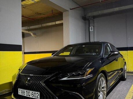 Lexus ES 250 2020