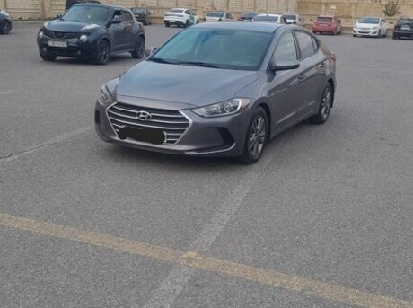 Hyundai Elantra 2018