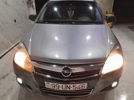Opel Astra 2007