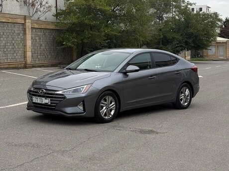 Hyundai Elantra 2018