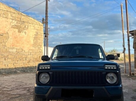 LADA (VAZ) Niva 2012