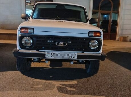 LADA (VAZ) Niva 2010
