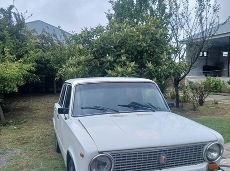 LADA (VAZ) 21011 1982