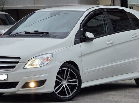 Mercedes B 170 2011