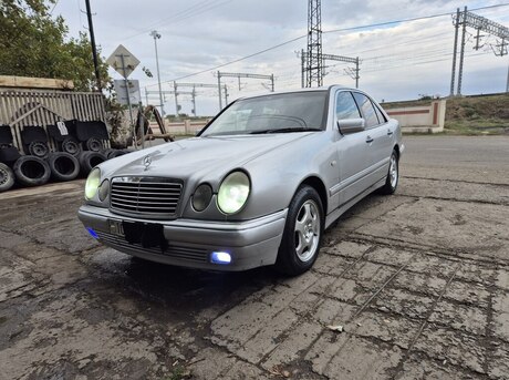 Mercedes E 230 1996