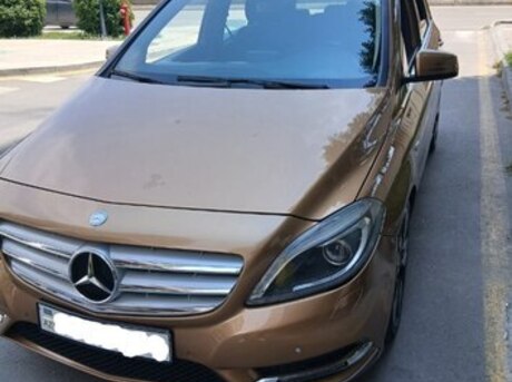 Mercedes B 180 2012
