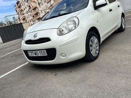 Nissan March 2011